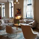 Centre Loft