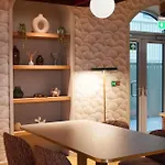 Centre Loft 아파트