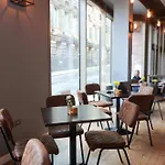 Centre Loft شقة *
